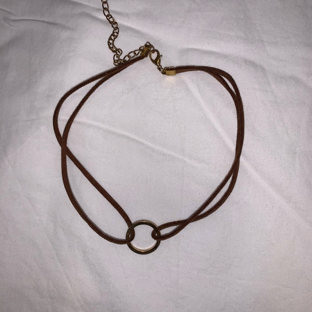 choker necklace